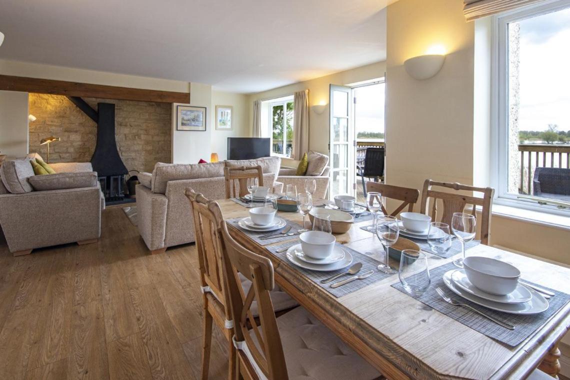 Mill Village 66, Damsel - P Holiday home Somerford Keynes